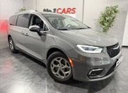 Chrysler Pacifica 1