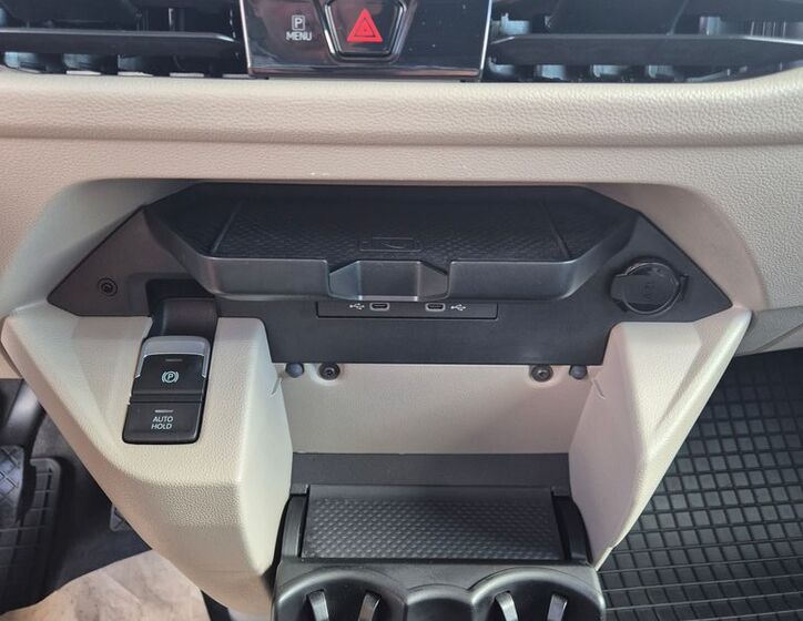 Volkswagen Multivan 31
