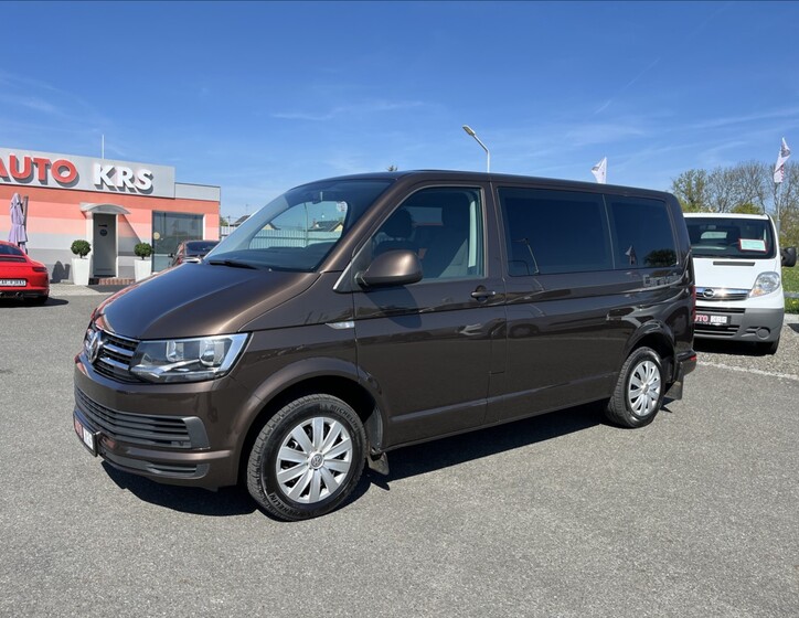 Volkswagen Caravelle 11