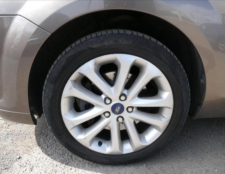 Ford Focus 16