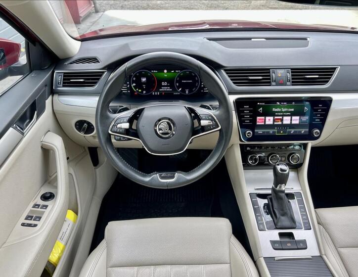 Škoda Superb 22