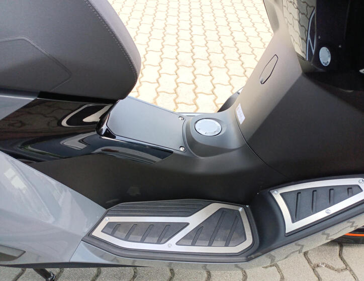 Peugeot Ostatní 12