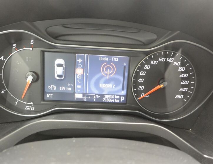 Ford S-MAX 19
