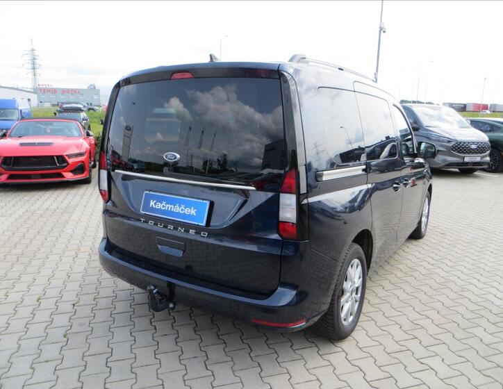 Ford Tourneo Connect 5
