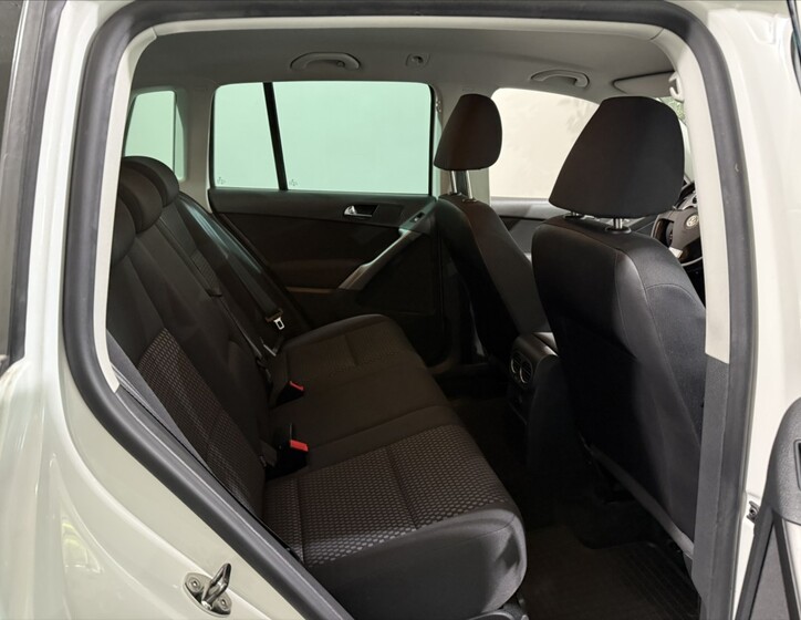 Volkswagen Tiguan 18