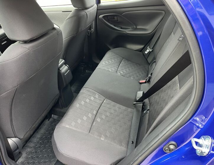 Toyota Yaris 15