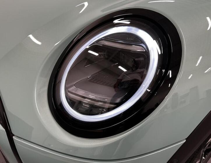 Mini Cooper 4