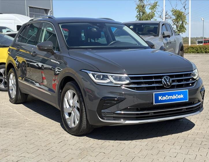 Volkswagen Tiguan 7