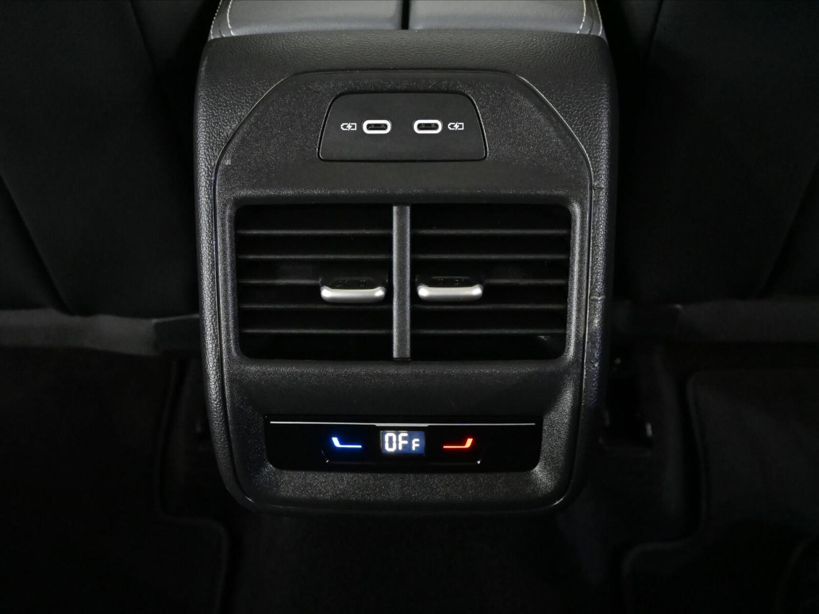Volkswagen Passat 24