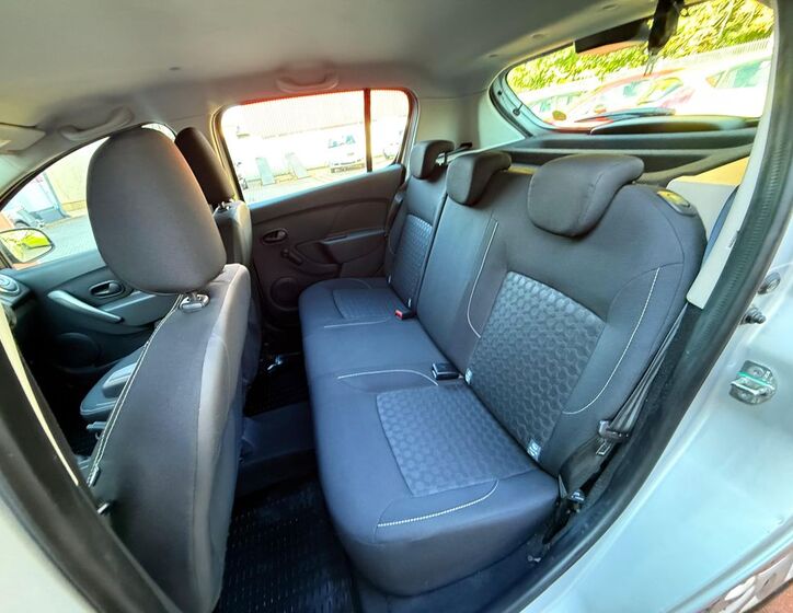 Dacia Sandero 10