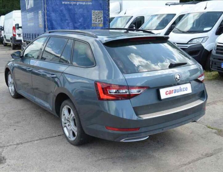Škoda Superb 6