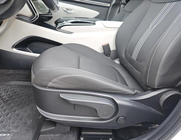 Hyundai Tucson 12