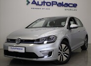 Volkswagen e-Golf 1