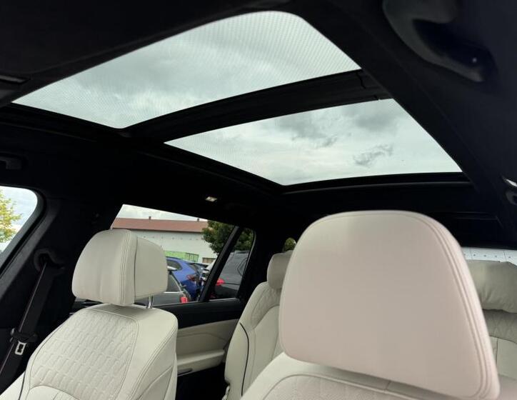BMW X7 14