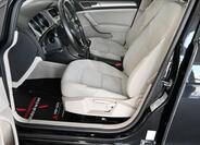 Volkswagen Golf 9