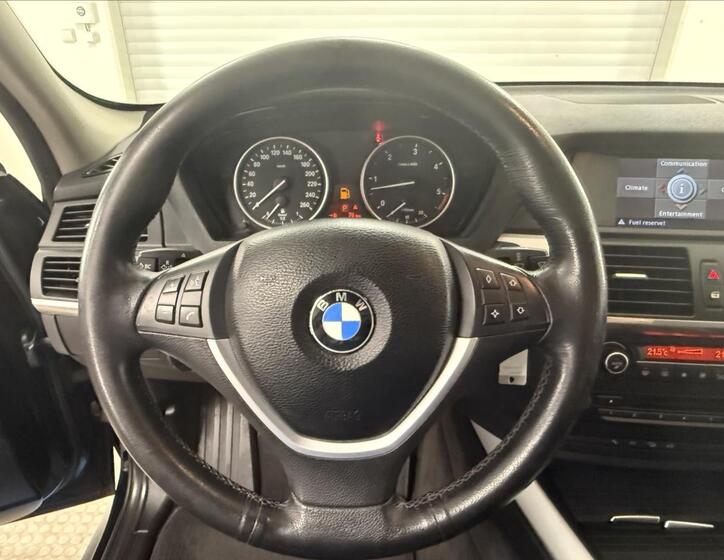 BMW X5 12