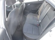 KIA Rio 11