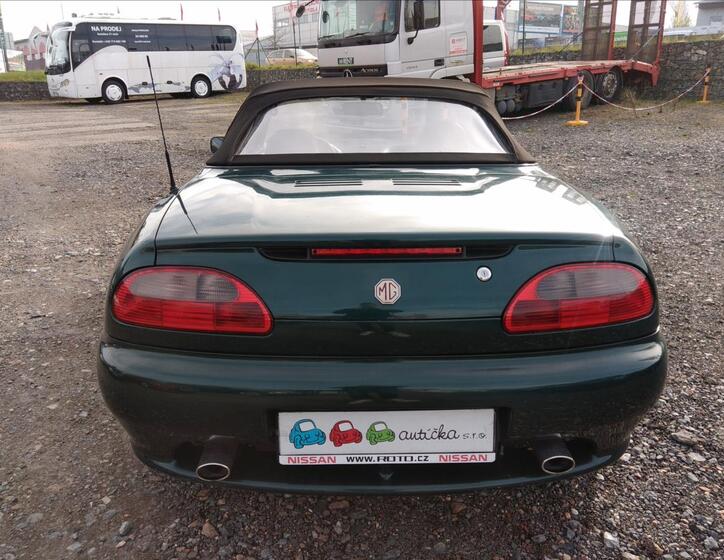 MG F 7