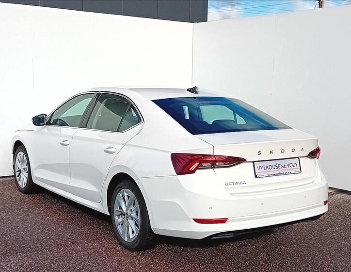 Škoda Octavia 9