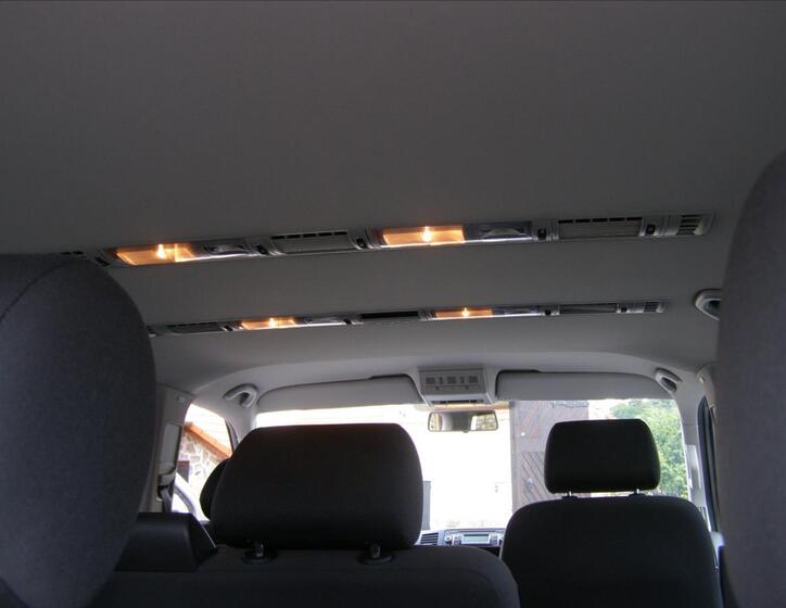 Volkswagen Caravelle 14