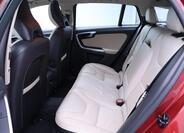 Volvo V60 14
