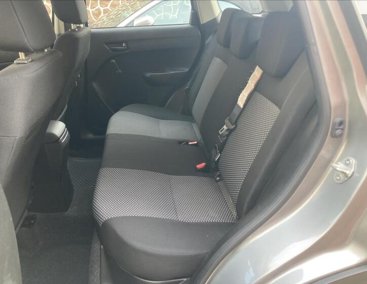 Suzuki Vitara 11