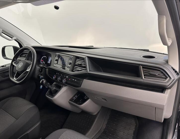 Volkswagen Transporter 18