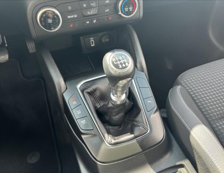 Ford Focus 26