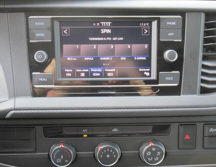 Volkswagen Transporter 11