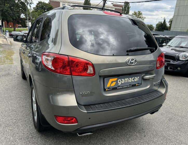 Hyundai Santa Fe 9