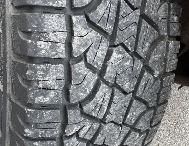 Jeep Cherokee 23