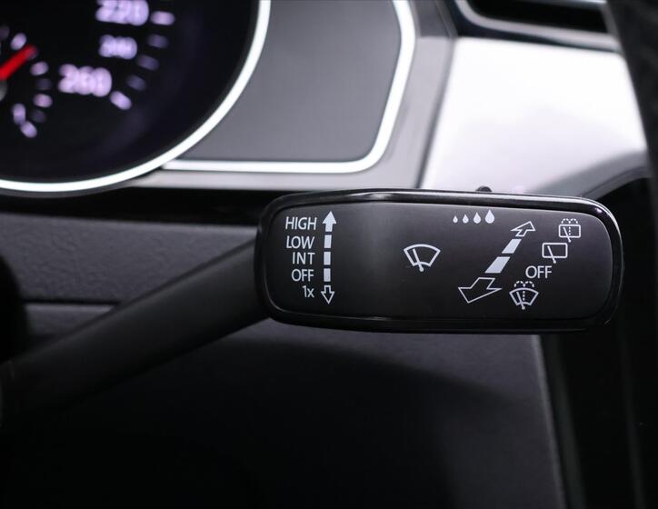 Volkswagen Passat 18