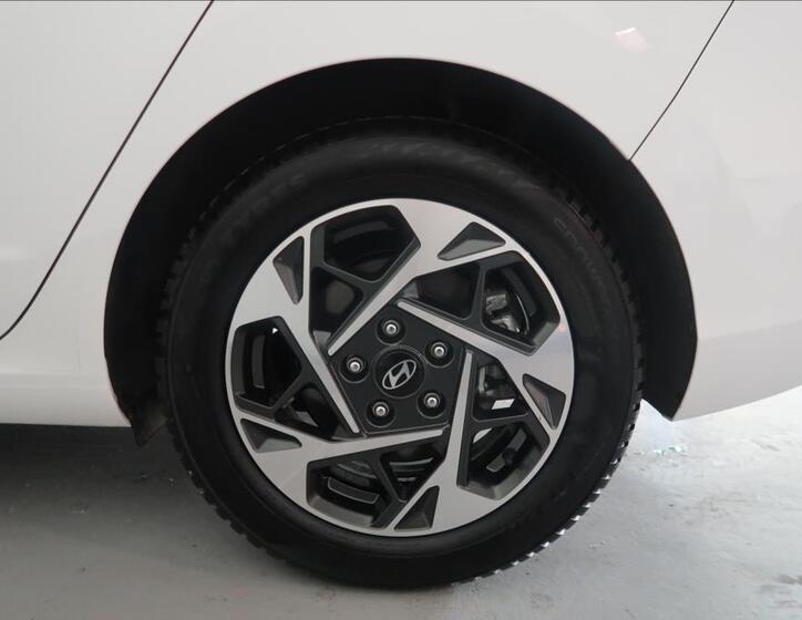 Hyundai i30 25