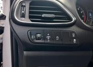Hyundai i30 14