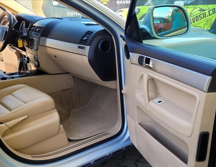 Volkswagen Touareg 19
