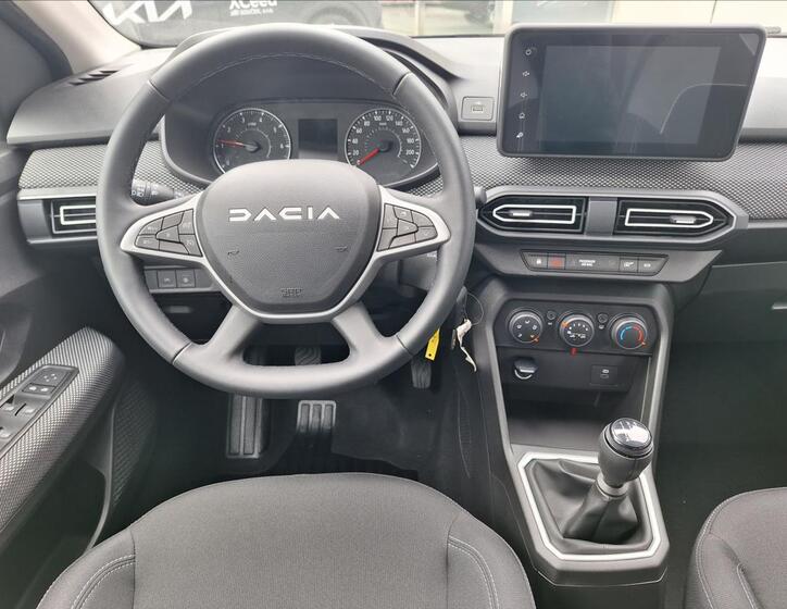 Dacia Sandero 16