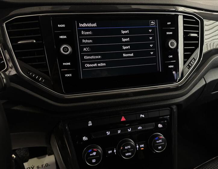 Volkswagen T-Roc 27