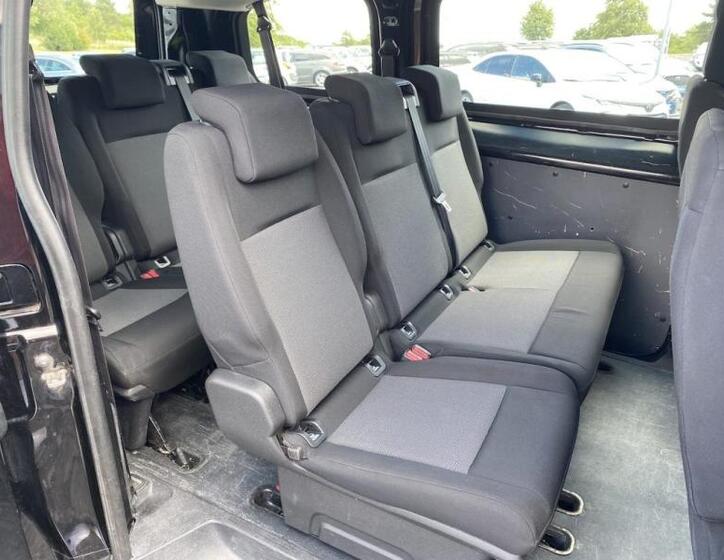 Peugeot Traveller 19