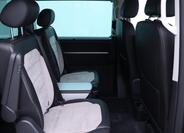 Volkswagen Multivan 16