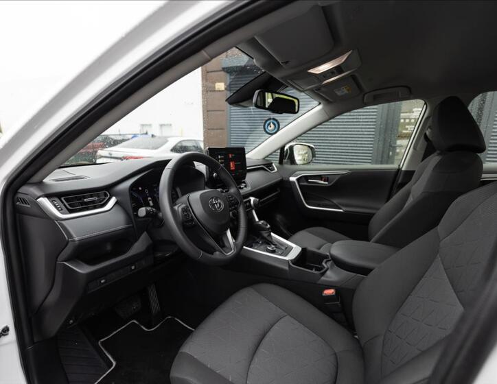 Toyota RAV4 9