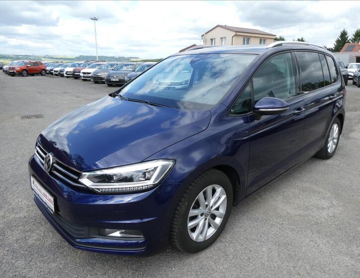 Volkswagen Touran 3