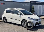 Toyota Verso 1