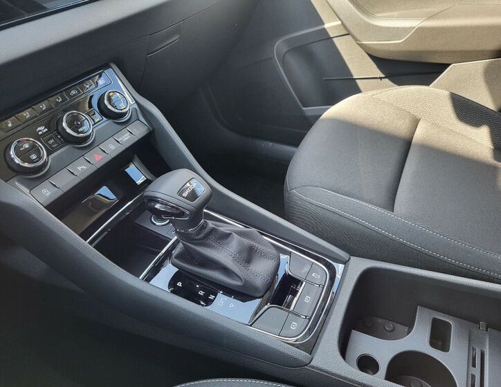 Škoda Karoq 23