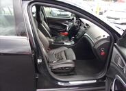 Opel Insignia 9