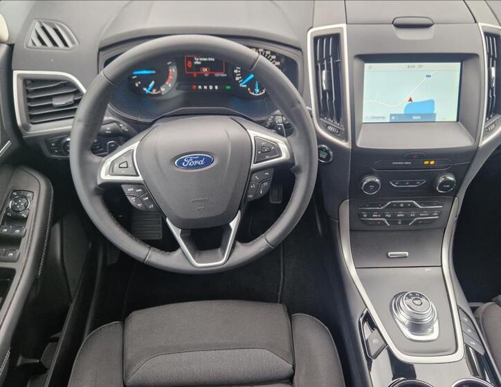 Ford S-MAX 12
