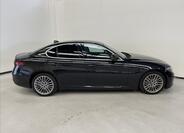 Alfa Romeo Giulia 4