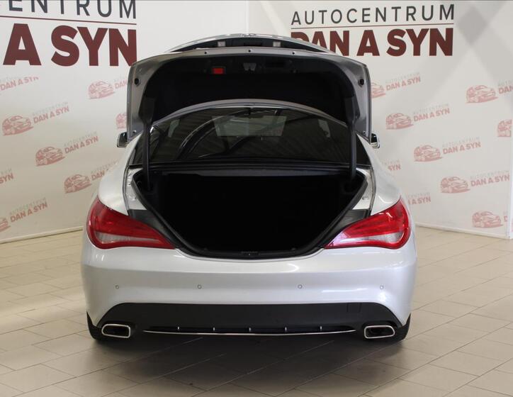 Mercedes-Benz CLA 7