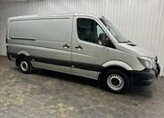Mercedes-Benz Sprinter 11