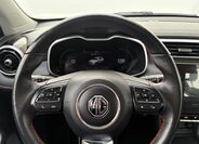 MG ZS 8