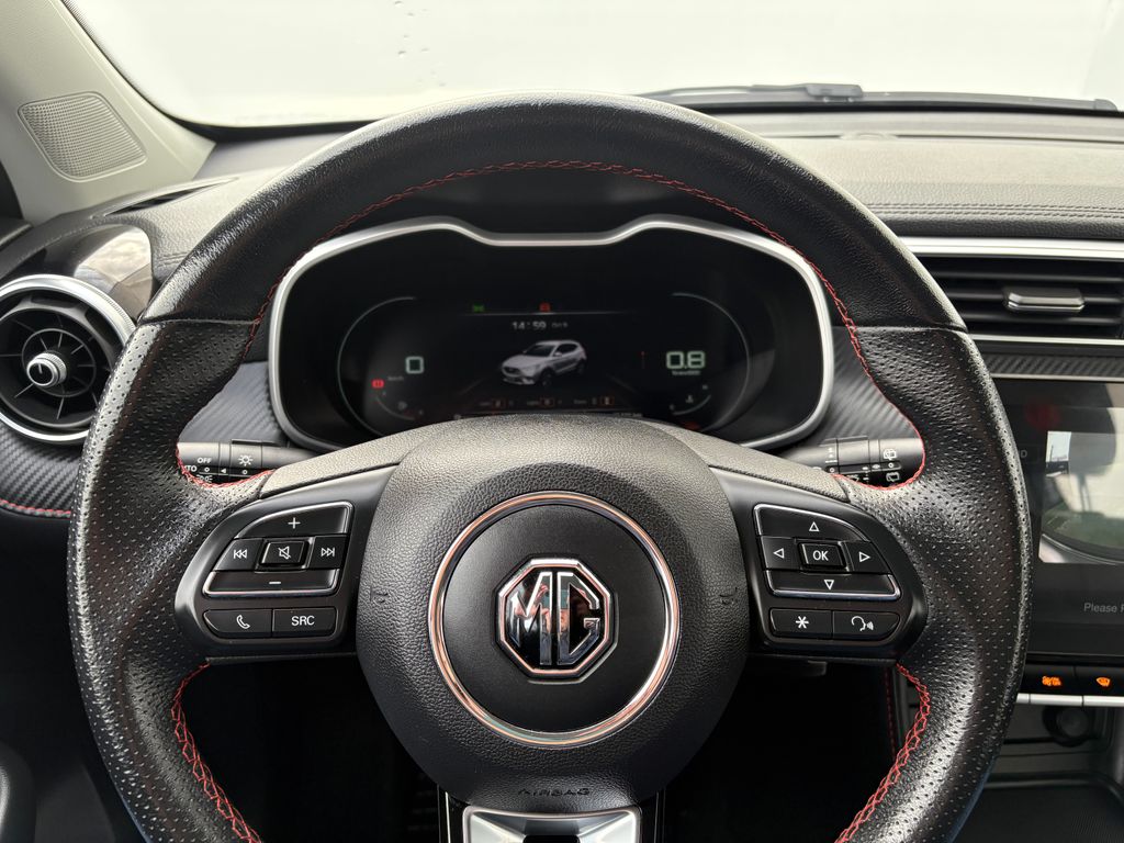 MG ZS